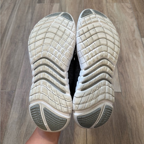 Nike Free Run 5.0 Sneaker - Picture 7 of 7